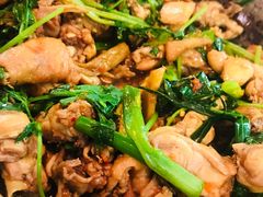 -芳村榕树头叹佬鸡煲(体育西店)