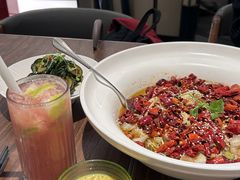 -港丽餐厅(正大店)