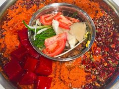 -岗上渣渣老火锅(两路口店)