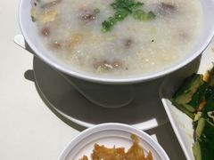 柴鱼花生咸骨粥-東海海鲜酒家(中信广场店)