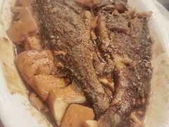 红烧豆腐烩黄鱼-玲珑餐厅(陕西南路店)