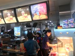-麦当劳(深圳北站高铁店)