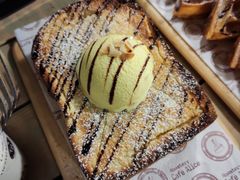 蜂蜜大面包-Cafe Alice咖啡爱丽丝(奥城店)
