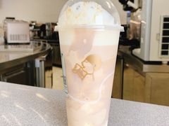 -喜茶(迪士尼小镇·平行宇宙店)