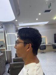 -苏豪路易士·嘉玛发廊