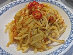 -鱼窝棚柴火铁锅炖(富山屯店)