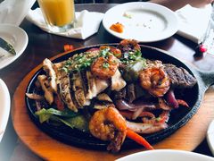 凯迪拉克拼盘-Chili's Cafe&Bar奇利斯(滨江店)