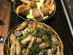 -日进一片海.生腌海鲜火锅.宵夜烧烤(三里屯总店)