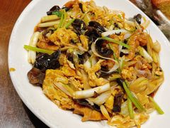 -东口码头·烧鸽子·鱼头泡饼·地方菜(金鹰悦城店)