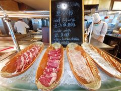 -圣丰索菲特·2 On 988 Café 自助餐厅