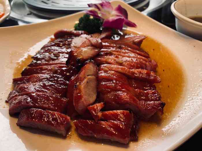 香港齿留香(凤城食都店)-"周末去了顺德凤都,晚饭找了这间粤菜风格的.