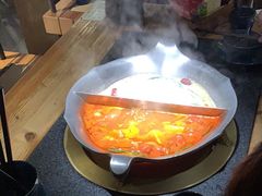 -湊湊火锅·茶憩(南京东路悦荟店)