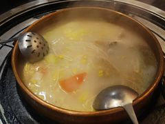 -阿山卓·野生菌火锅·纳西火塘烤肉