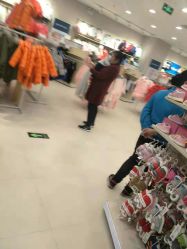 -乐友孕婴童(龙旗购物中心店)