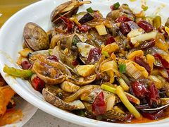 -张大师鸭爪爪特色干锅(南湖店)