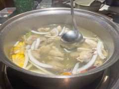 -喃喃椰·糟粕醋·椰子鸡火锅(七堡花园店)
