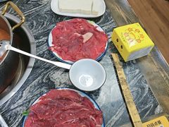-乳仔牛牦牛汤锅 烤羊排(松潘古城店)
