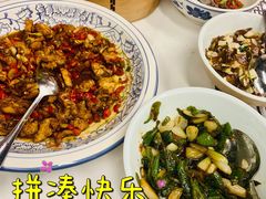 -新李记 · 口味菜馆(南郊公园店)
