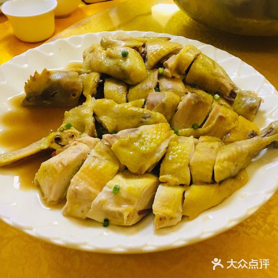 年年顺景酒家(龙泉总店)