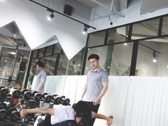 -F+轻食健身赋能空间(中华北路国贸商场店)