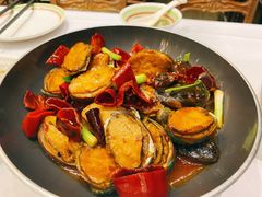 辣炒小鲍鱼-开海·红岛海鲜虾水饺(石老人店)