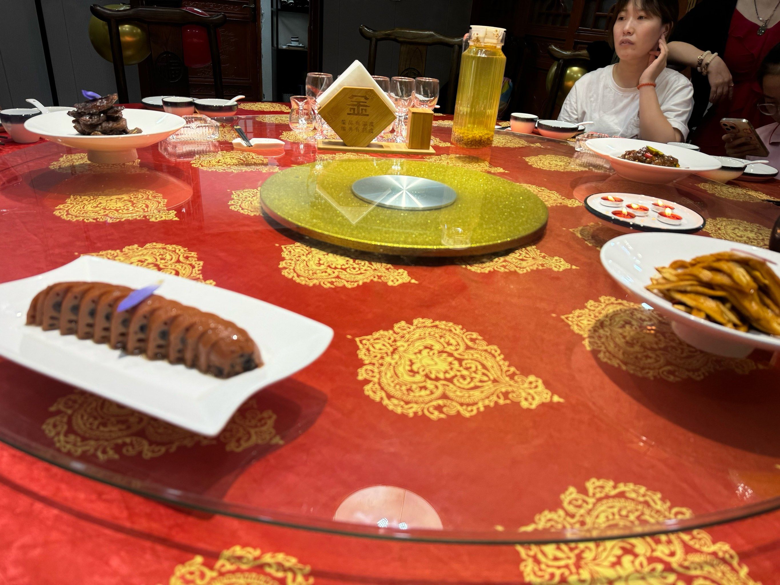 「金满楼酒店(中央北路店)」