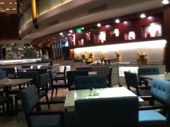 -华强广场酒店-椰香高空自助餐厅