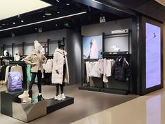 -迪桑特DESCENTE(青岛山东路万象城店)