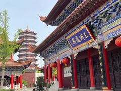 -皇罗禅寺