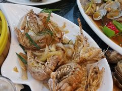 -覃记海鲜美食餐厅