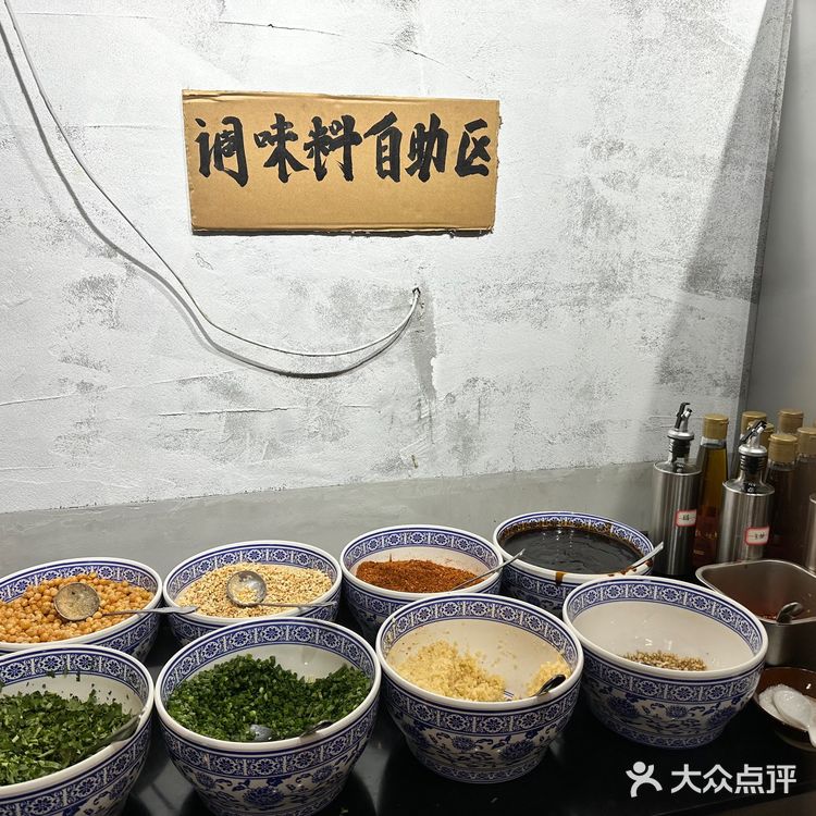 渐入尘埃 但是对于大多数人来说 完全ok 好吃的菜