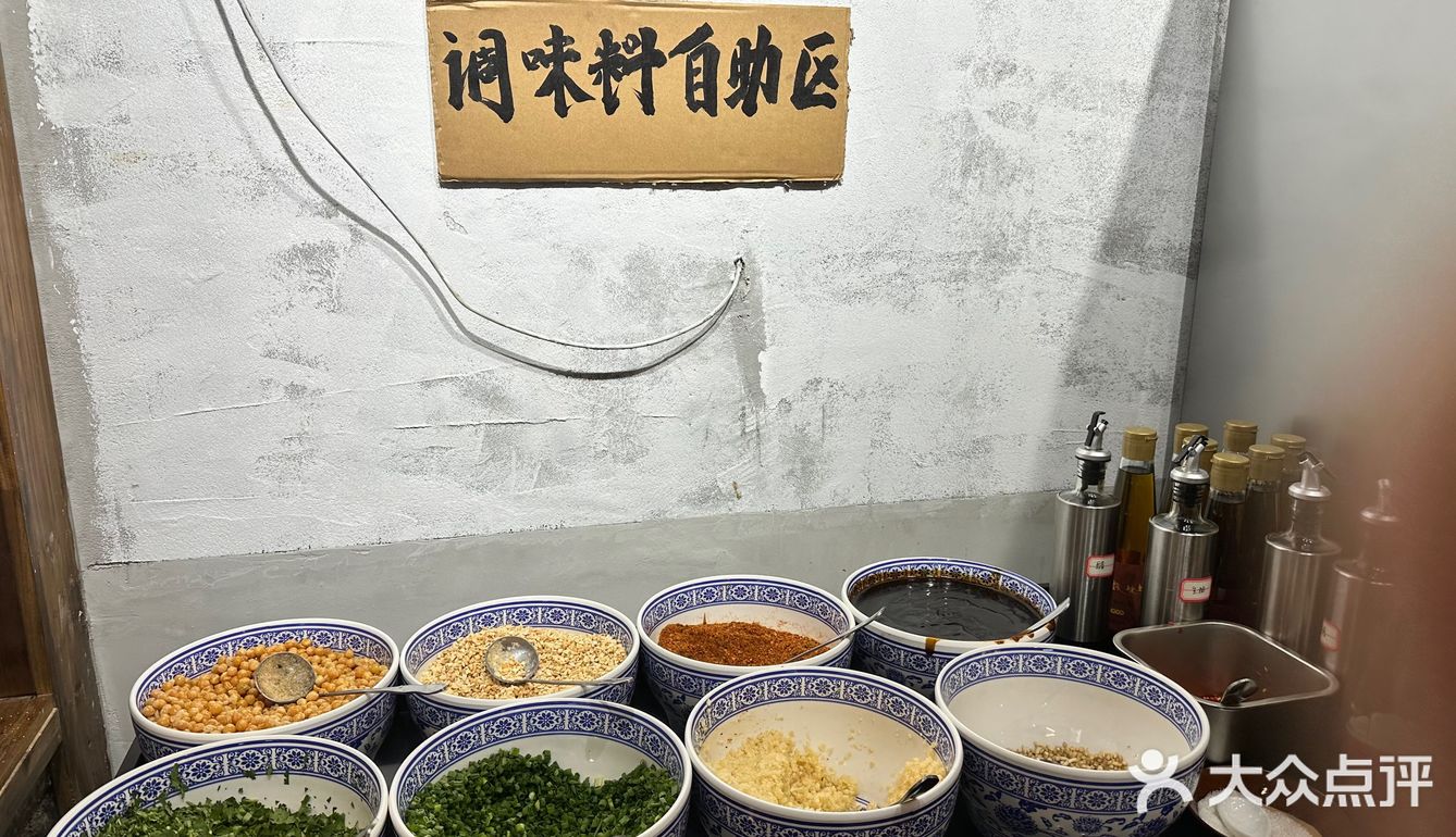 渐入尘埃 但是对于大多数人来说 完全ok 好吃的菜