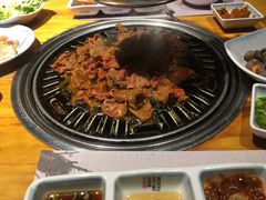 -唯成•韩国炭火烤肉 유성고기