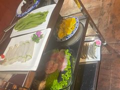 -大匠工房古船木艺术餐厅·猪肚鸡专门店(长白仙岛店)