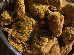 -BHC炸鸡(明洞总店)