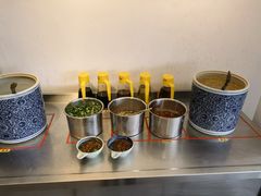 -包整·丝娃娃(一览甲秀楼风景店)