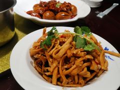 -董厨煨汤馆(车站路店)
