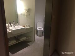 -全季酒店(广州越秀公园店)