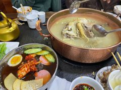 -朴小妹人参鸡汤火锅(长白山万达店)