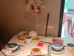 -左庭右院鲜牛肉火锅(金山万达店)