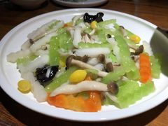 -前海沿·青岛菜(大拇指广场石老人店)