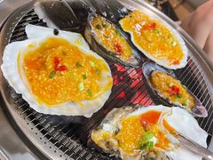 -围炉肉舍•炭烤活鳗•丹东海鲜烤肉(步行街店)