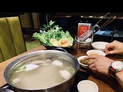 特色锅底-牛焱·贵州黄牛肉火锅(城西银泰店)