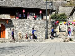 -高荡千年布依古寨旅游景区