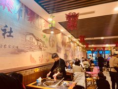 大堂-地锅公社·现炒地锅鸡·地锅鱼·夜宵(罗锦路店)