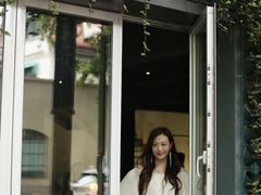 -穹六人间 people 6(岳阳路店)