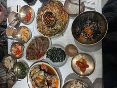 -BHC炸鸡(明洞总店)