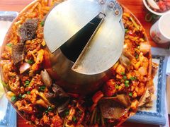 -炉小二铜锅牛蛙•川湘菜(三里屯店)