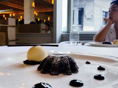 巧克力熔岩蛋糕-Jean Georges