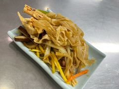 -白老三牛肉丸子面(平阳广场店)